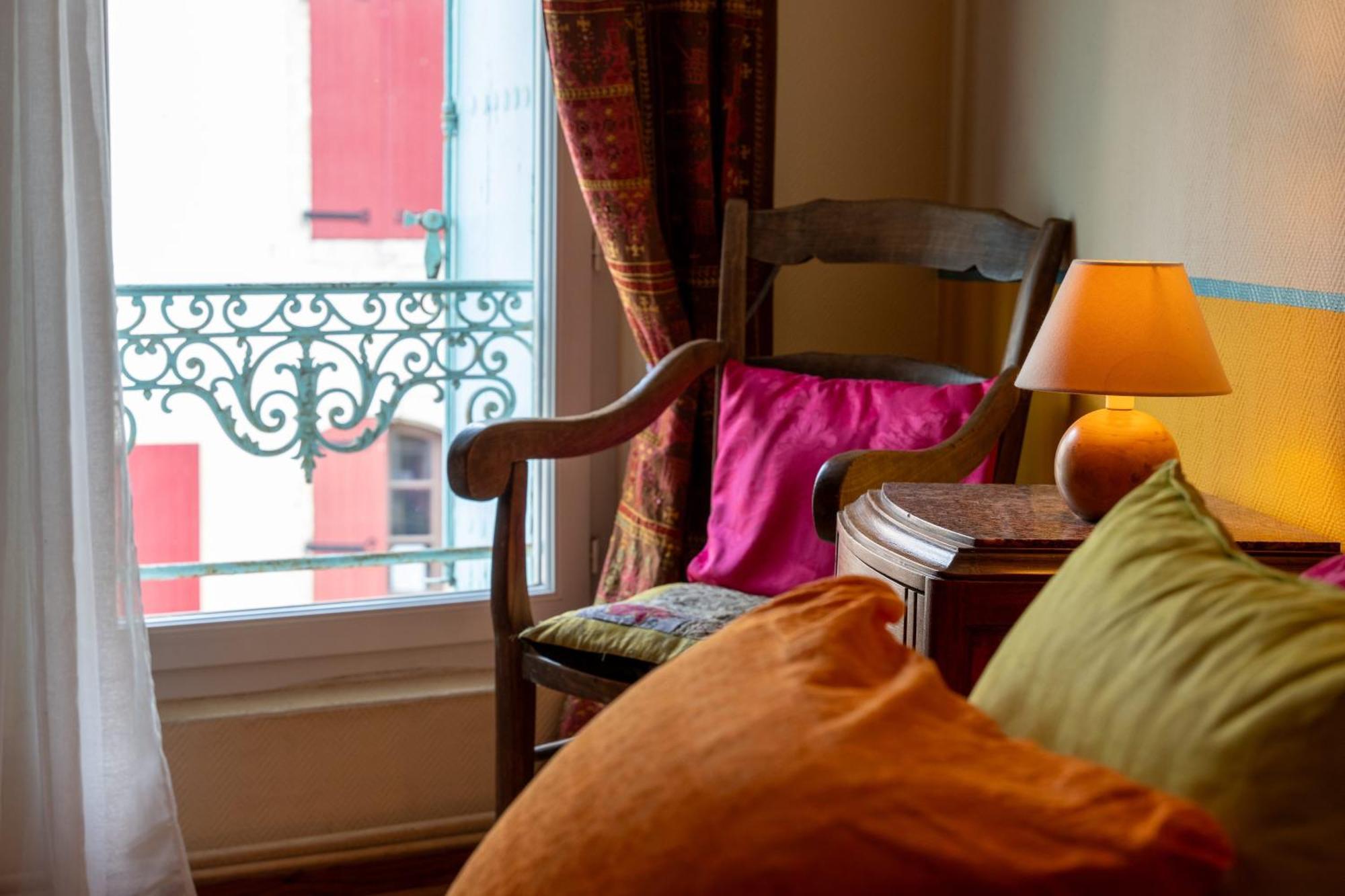 Bed and Breakfast Le Rockastel Le Caylar Exterior foto